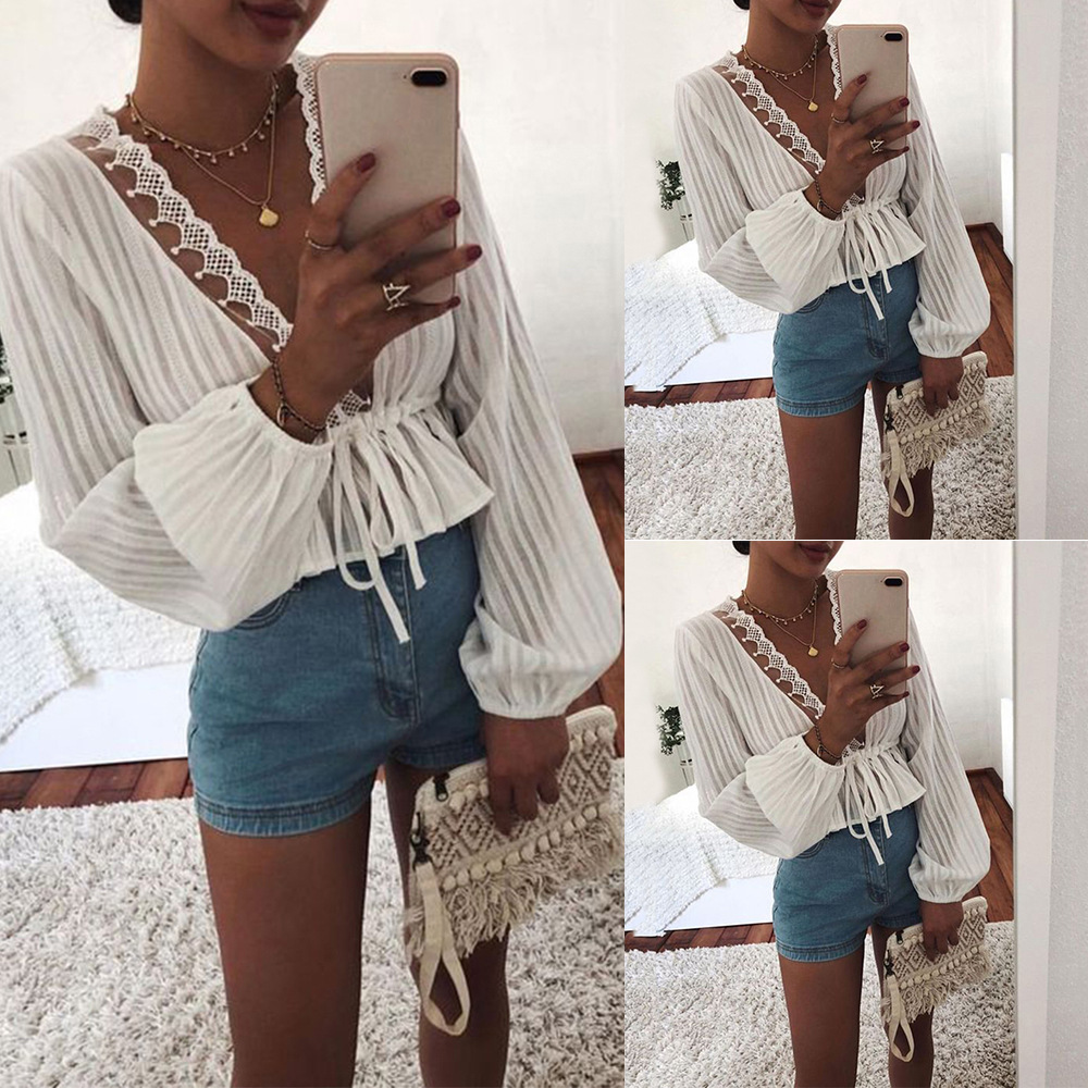 Long sleeved shirt with lace lantern