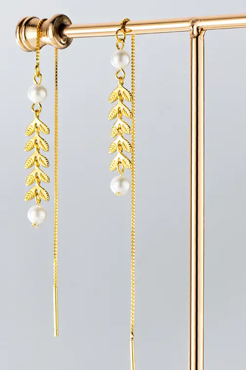 Pearl leaf tassel earrings