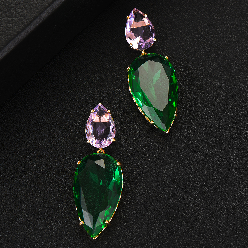 Fashion classic color earrings