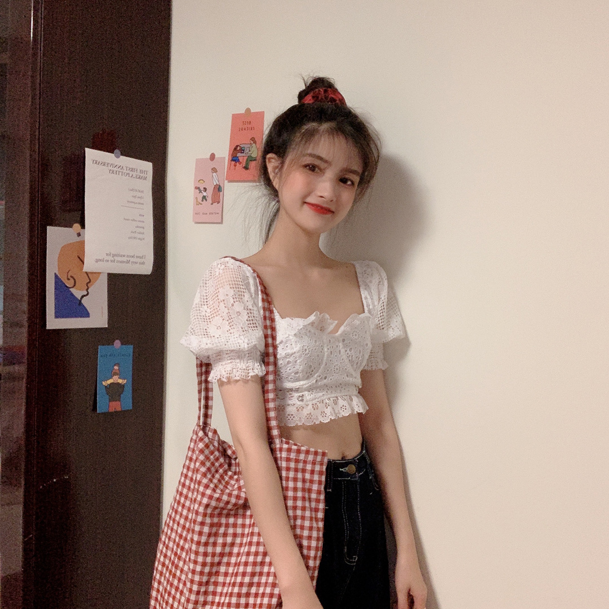 Korean style lace puff sleeve short top