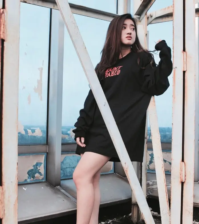 Kanye long-sleeved T-shirt loose bottoming shirt for men and women