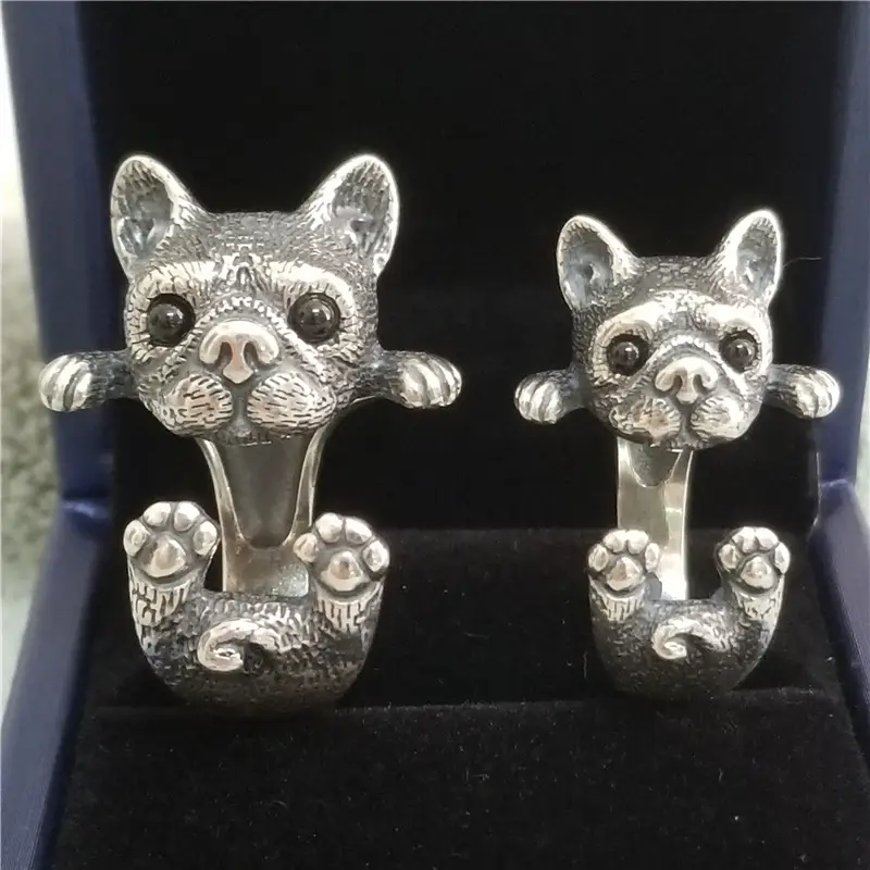 Dog shaped ring