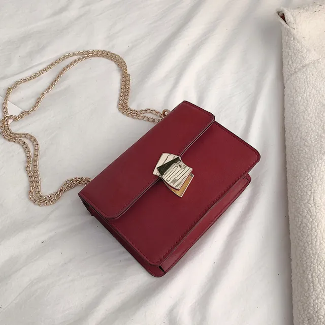 Locking Forest Small Square Bag Red - Shop at LoveMi