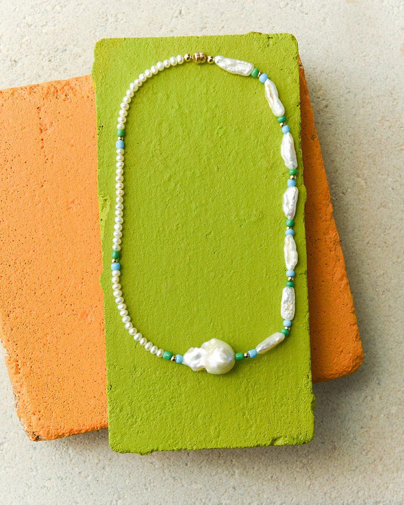 Shaped pearl handmade bead necklace