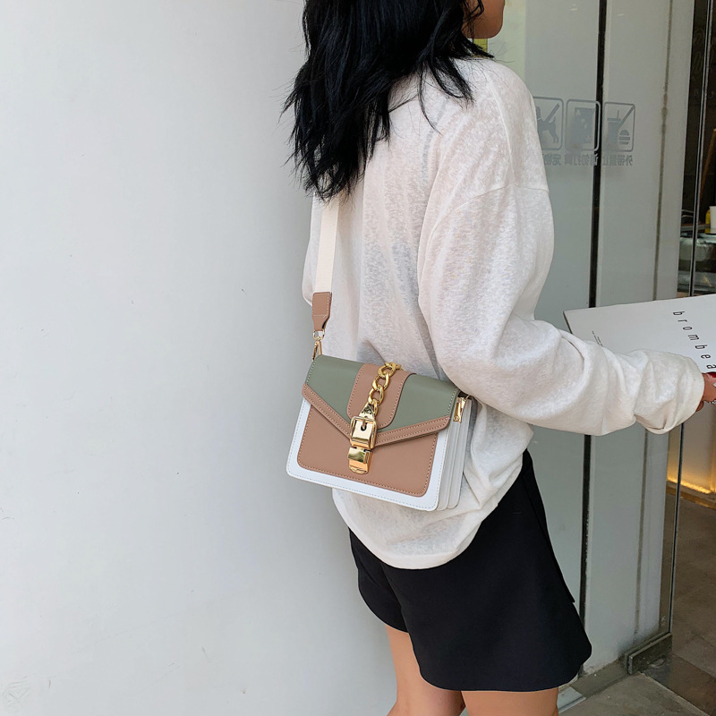 Small Chain Crossbody Bag, picture 4 of 8