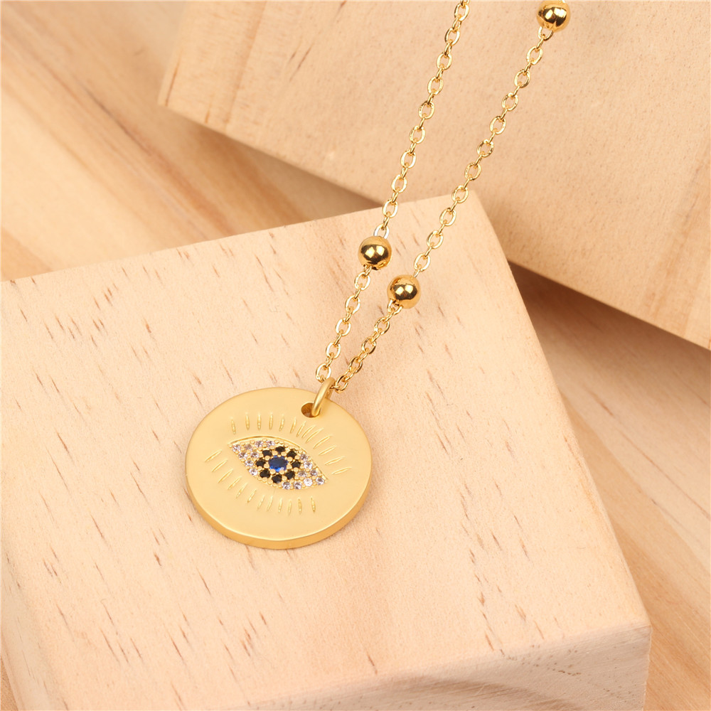 Devil's Eye Micro Diamond Round Necklace
