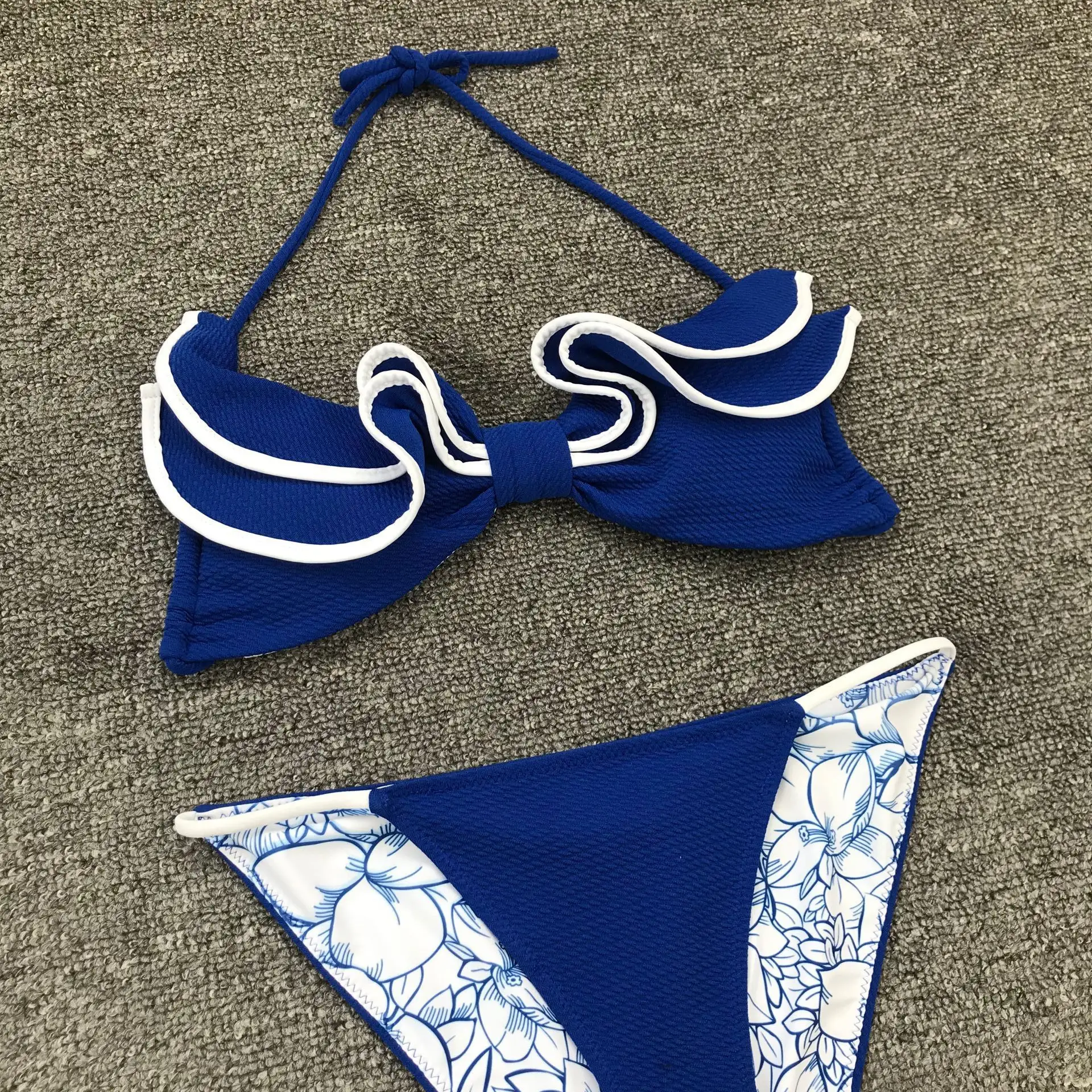Ruffled bikini