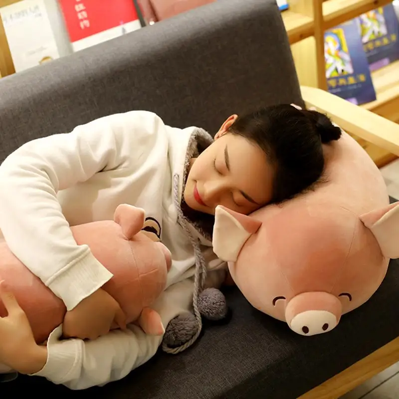 Cute fart peach pig plush toy