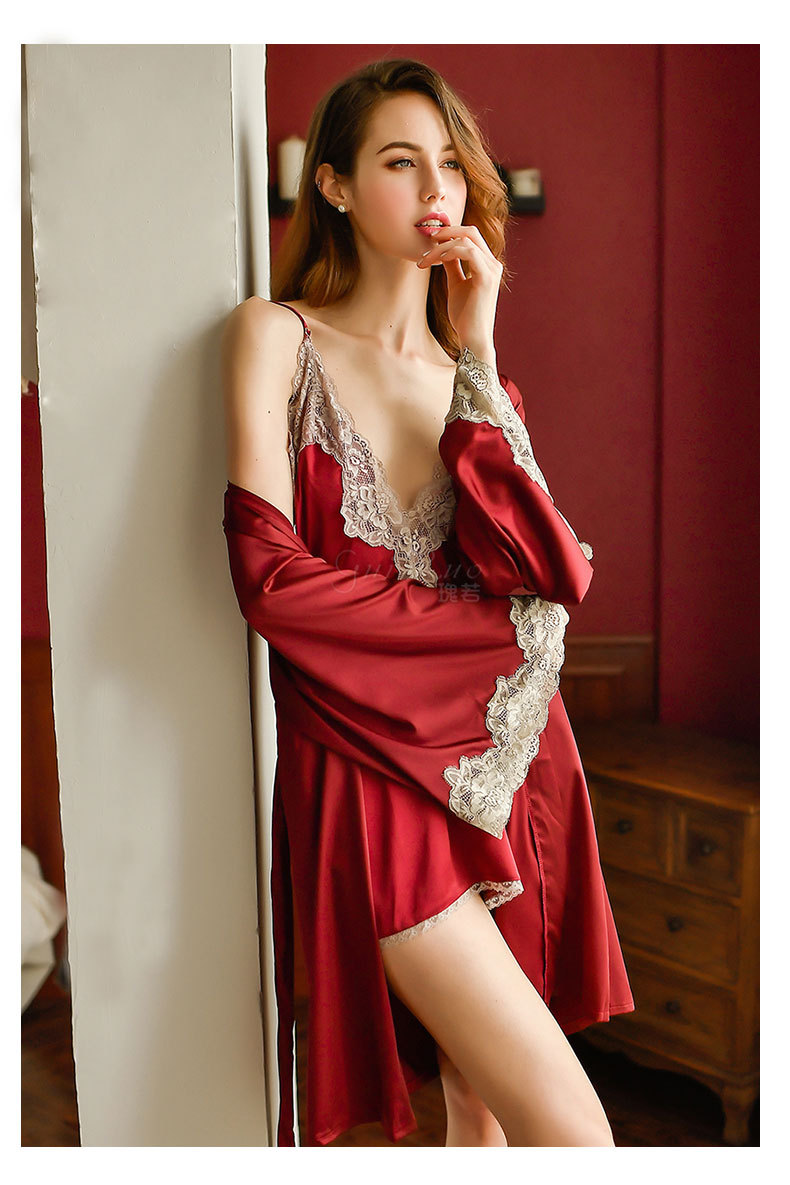 Title 22, Lady temptation nightgown