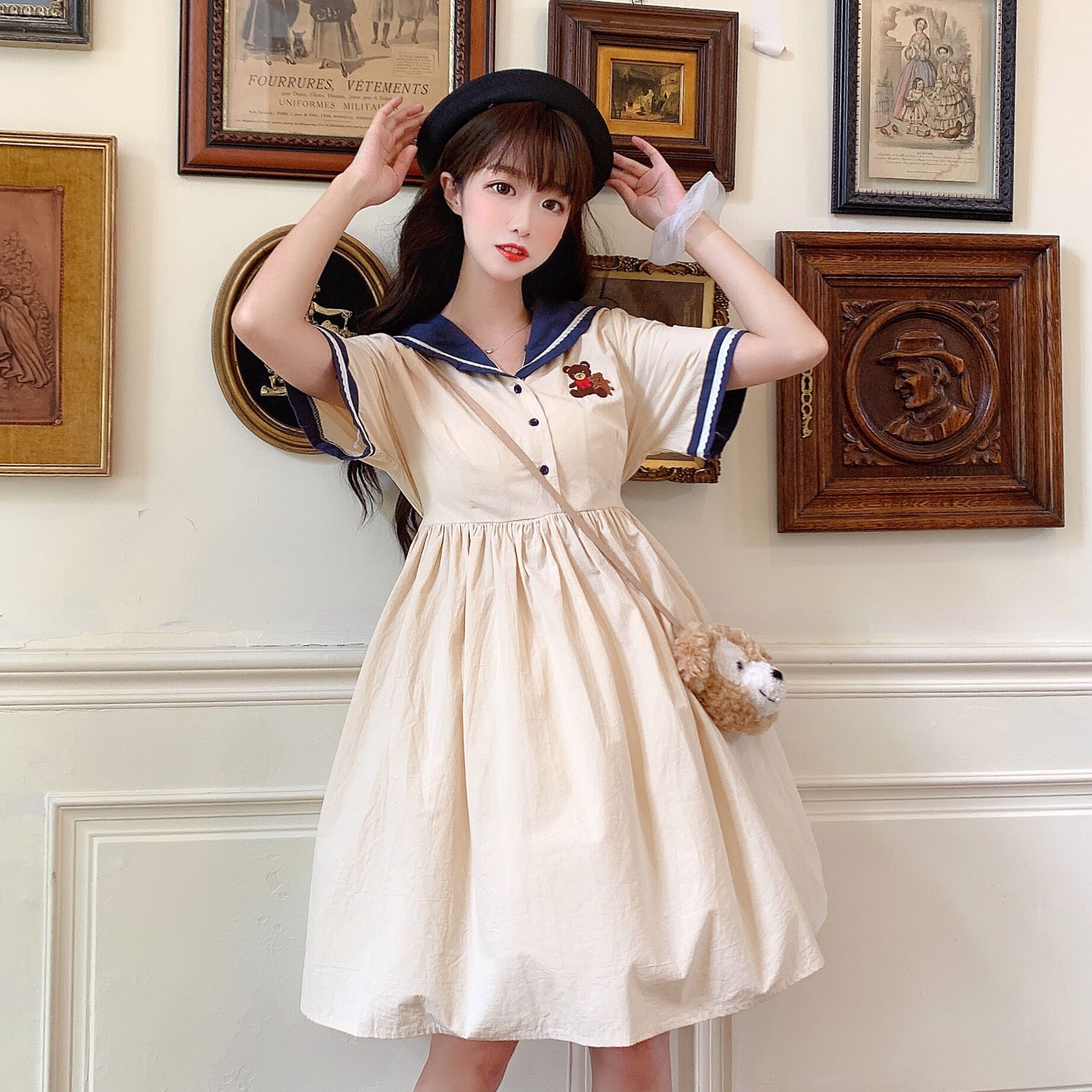 Bear embroidered navy collar slim dress