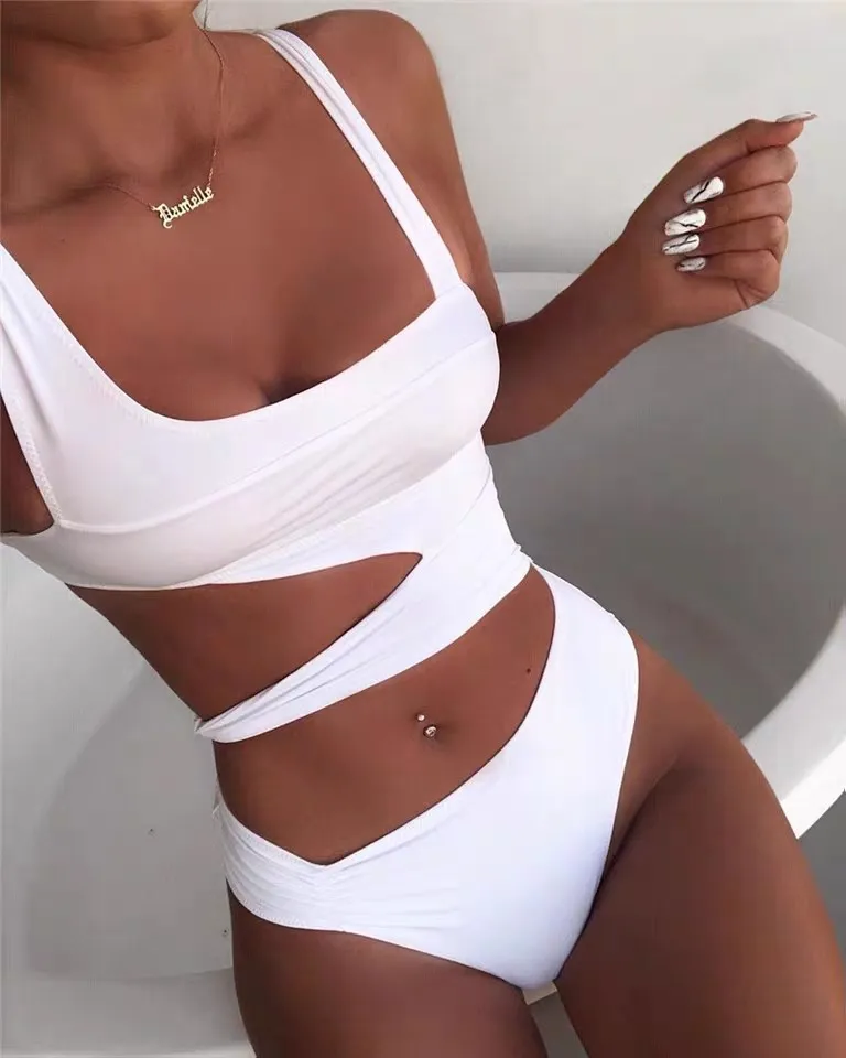 Irregular stitching exposed umbilical jumpsuit - White