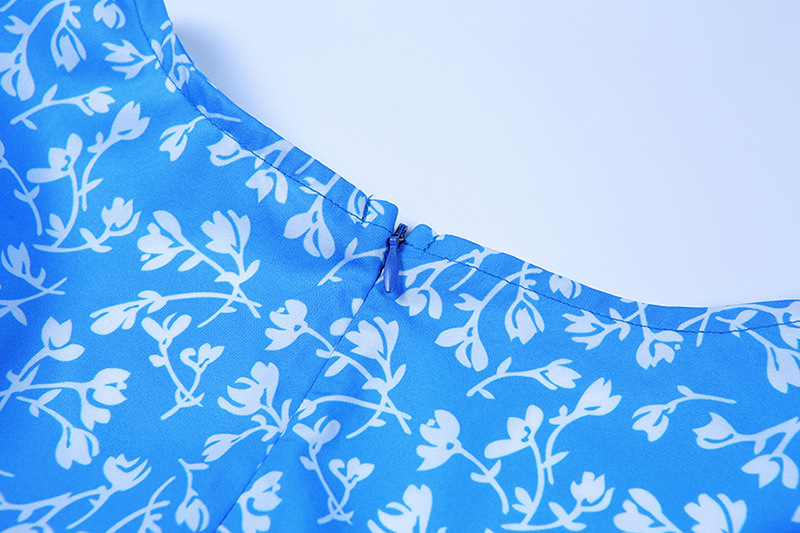 Polka Dot Short Sleeve Square Collar Split