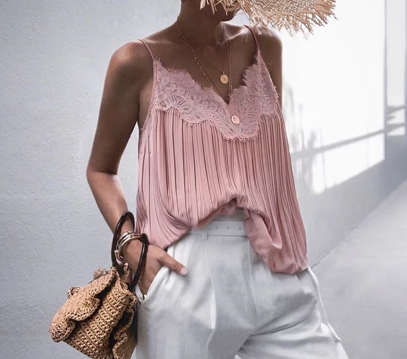 Solid wood ear lace V-neck Halter