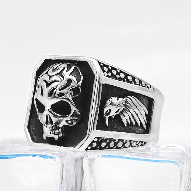 Ghost head ring