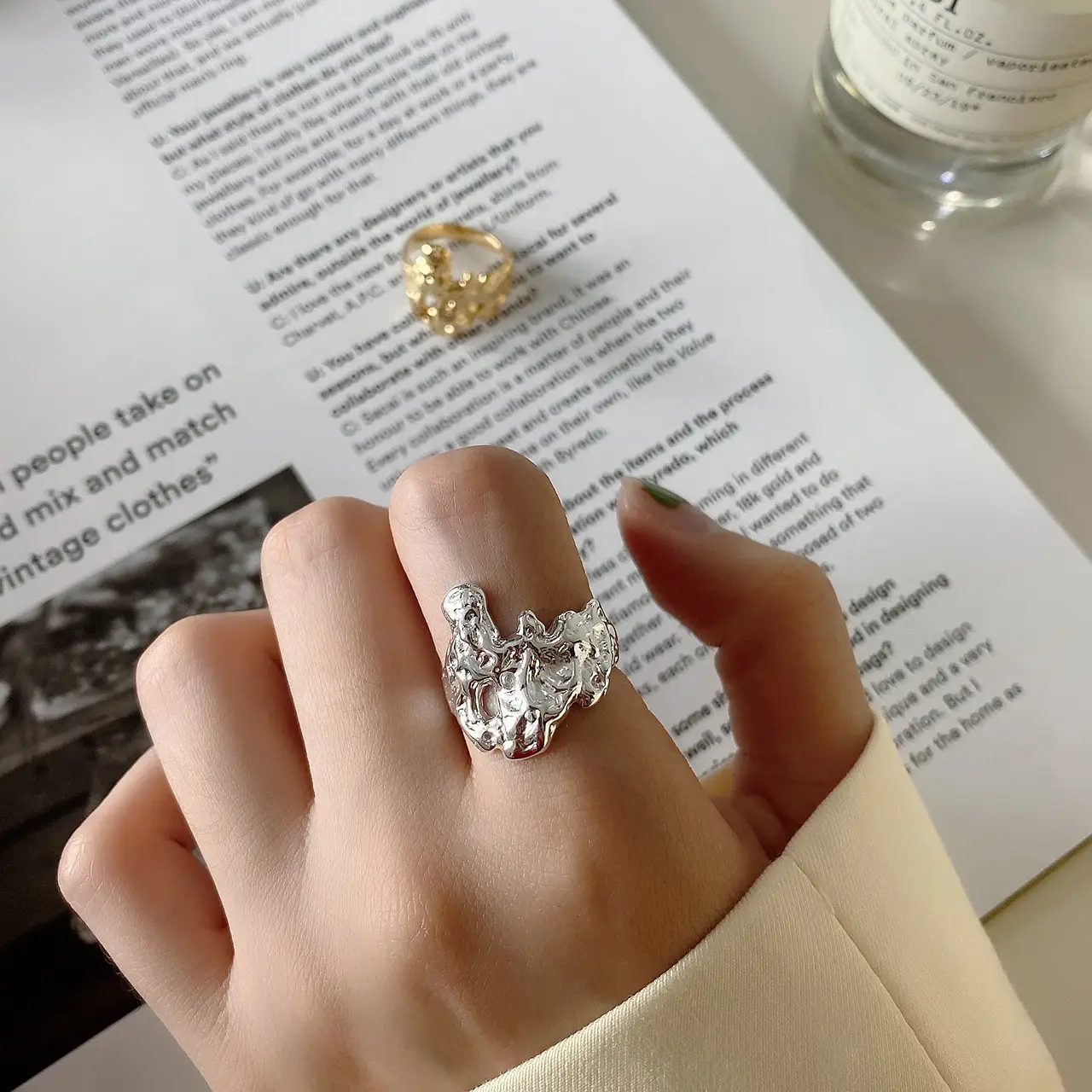 Irregular bump texture ring