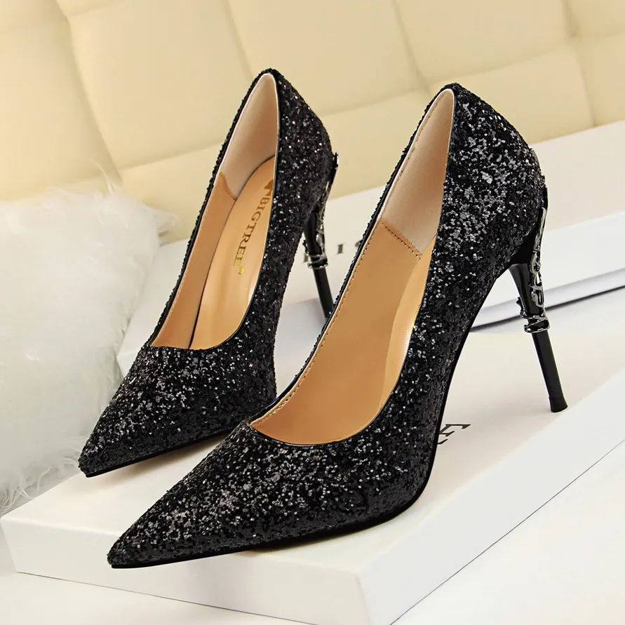 Pointed sequined high heels - Black