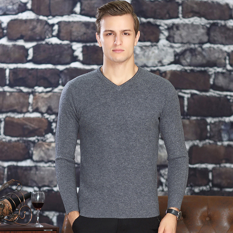 Men's V-neck solid color cardigan