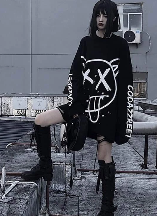 Loose ghost face blouse