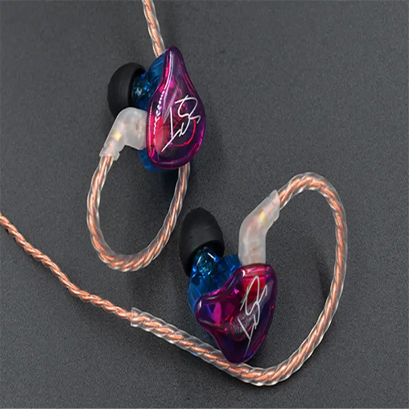 In-ear bass earphone