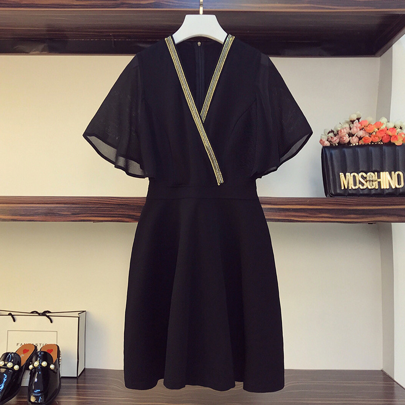 Slim black Hepburn dress