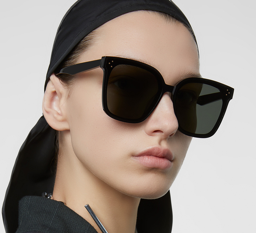 Title 1, Square frame sunglasses