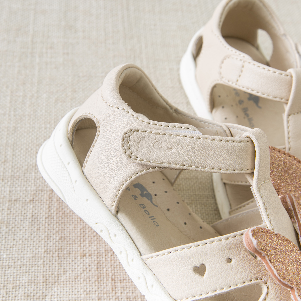 David Bella Girls Sandals