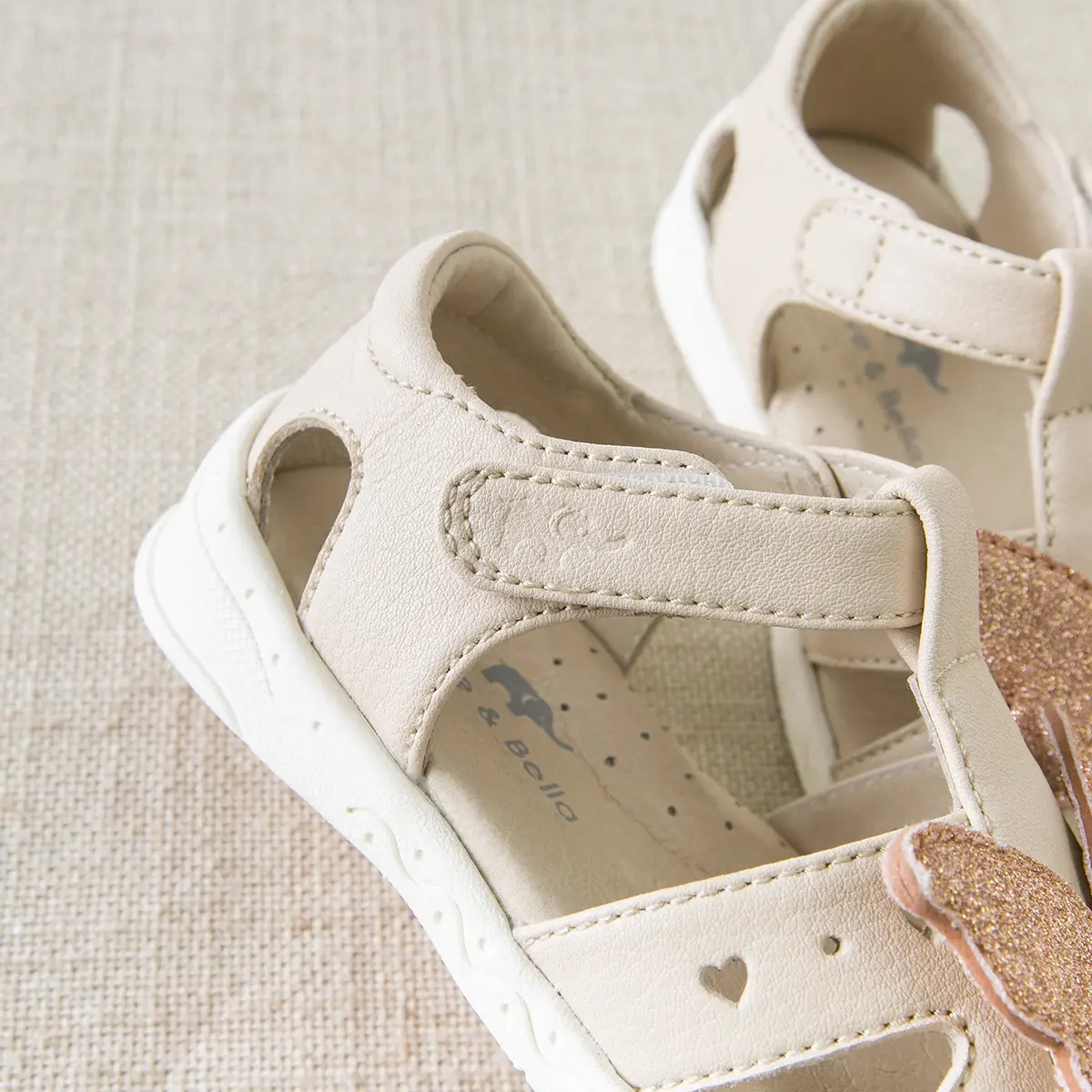 David Bella Girls Sandals