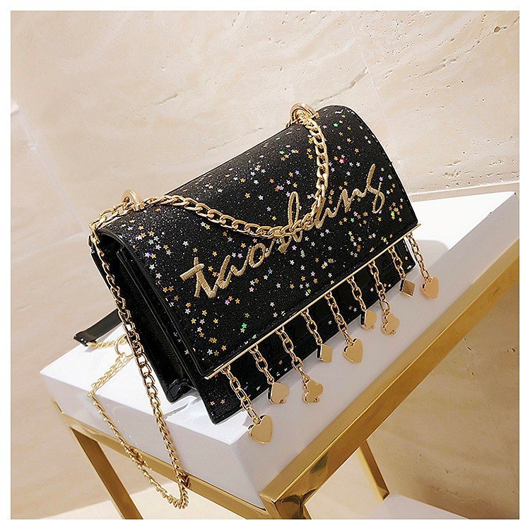Fashion tassel Love Pendant messenger bag