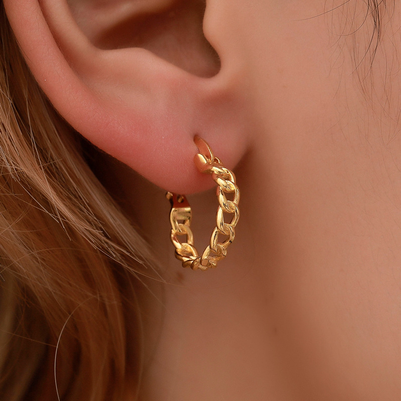 Irregular chain earrings