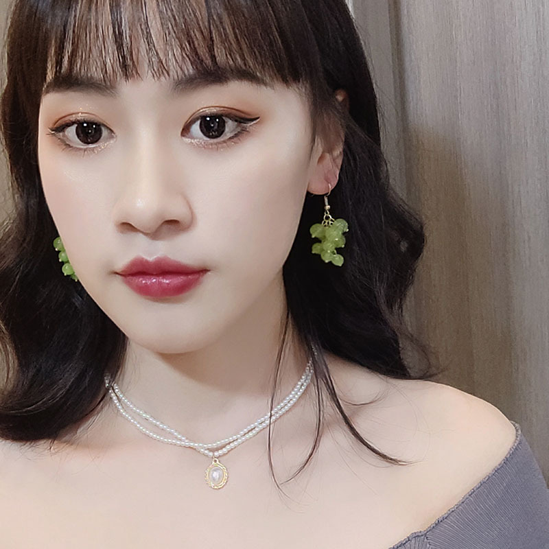 Women's Forest Fruit Grape Earrings