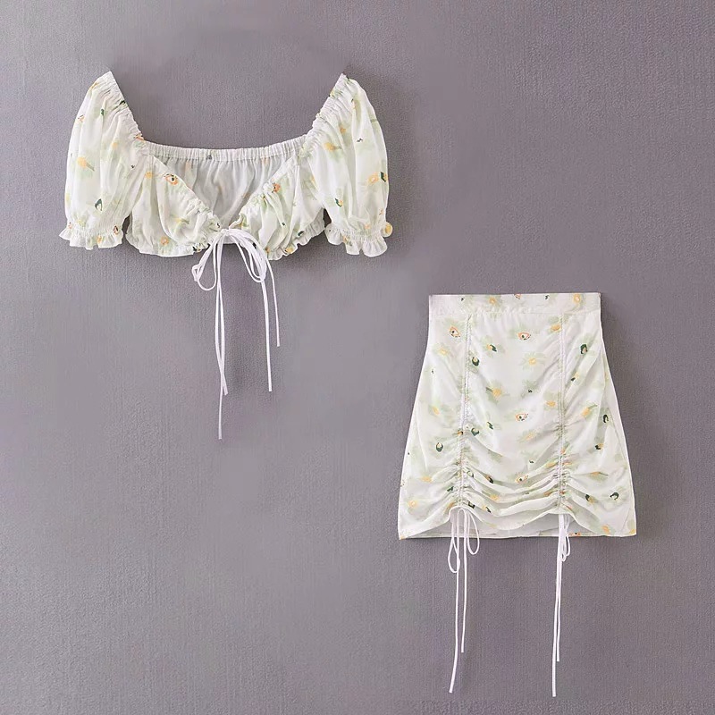 Lace top + double drawstring hip skirt