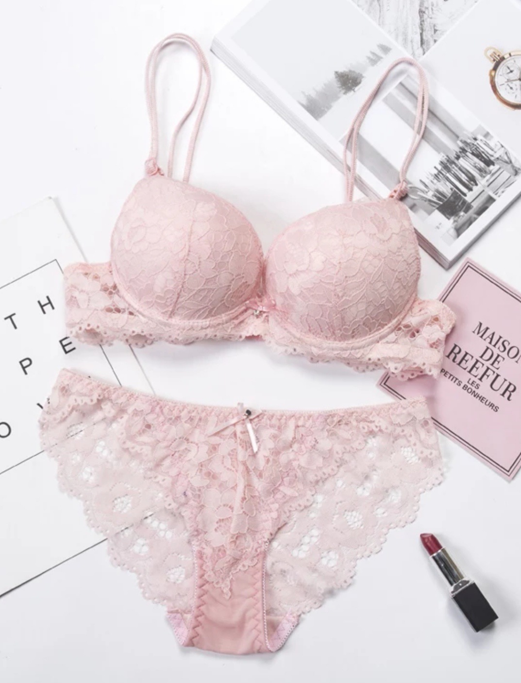 Deep V small chest gathered lace bra set