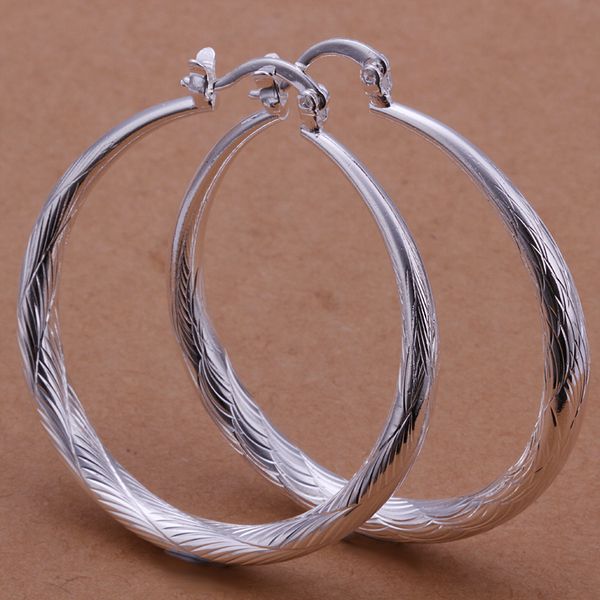 Large ear circle round ear buckle