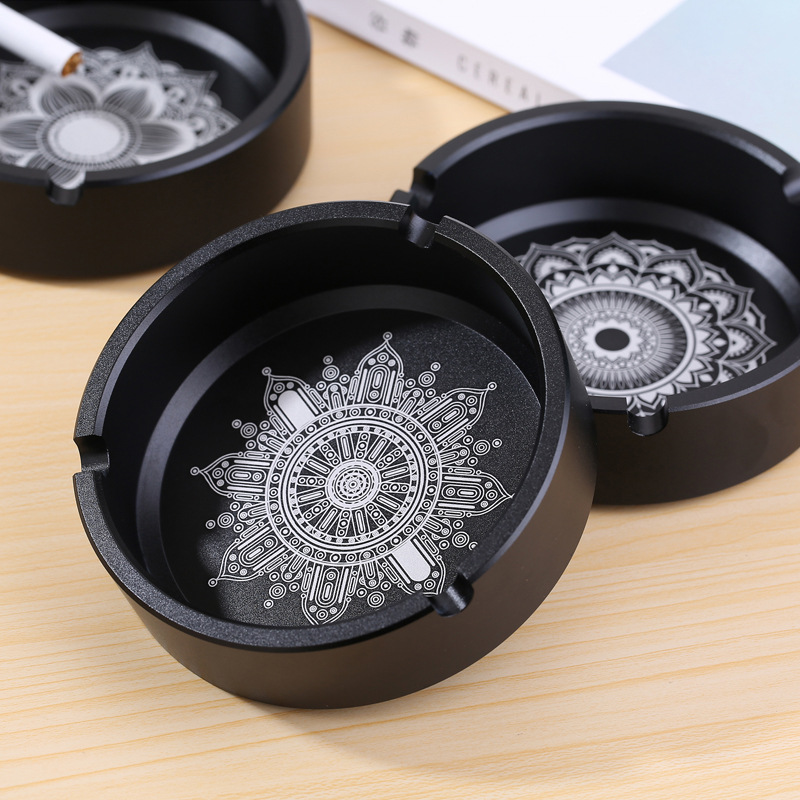 Round thickened aluminum alloy ashtray
