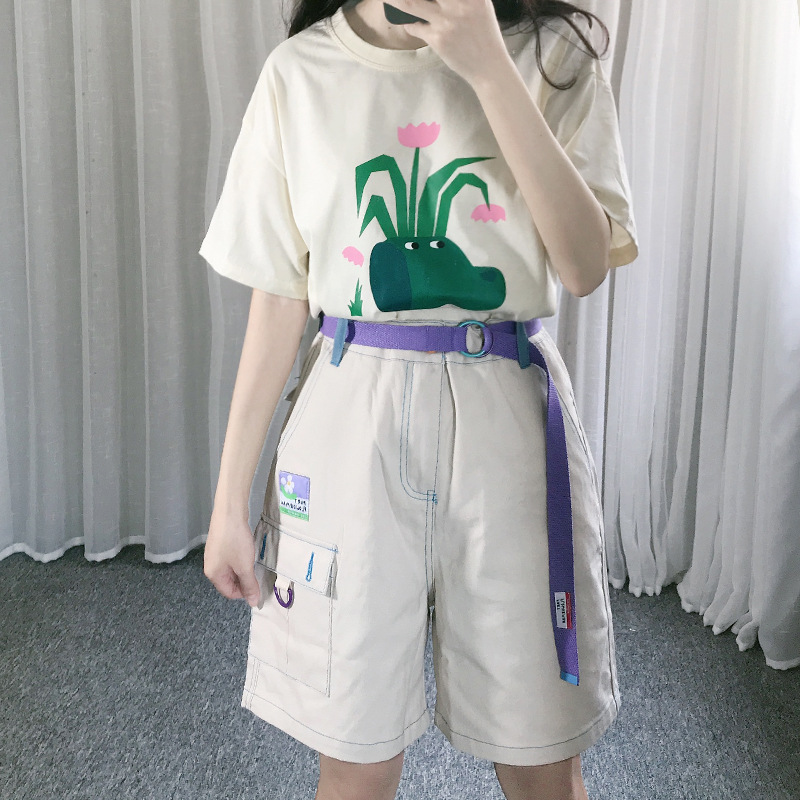 Loose T-shirt with cotton turtleneck and short sleeves