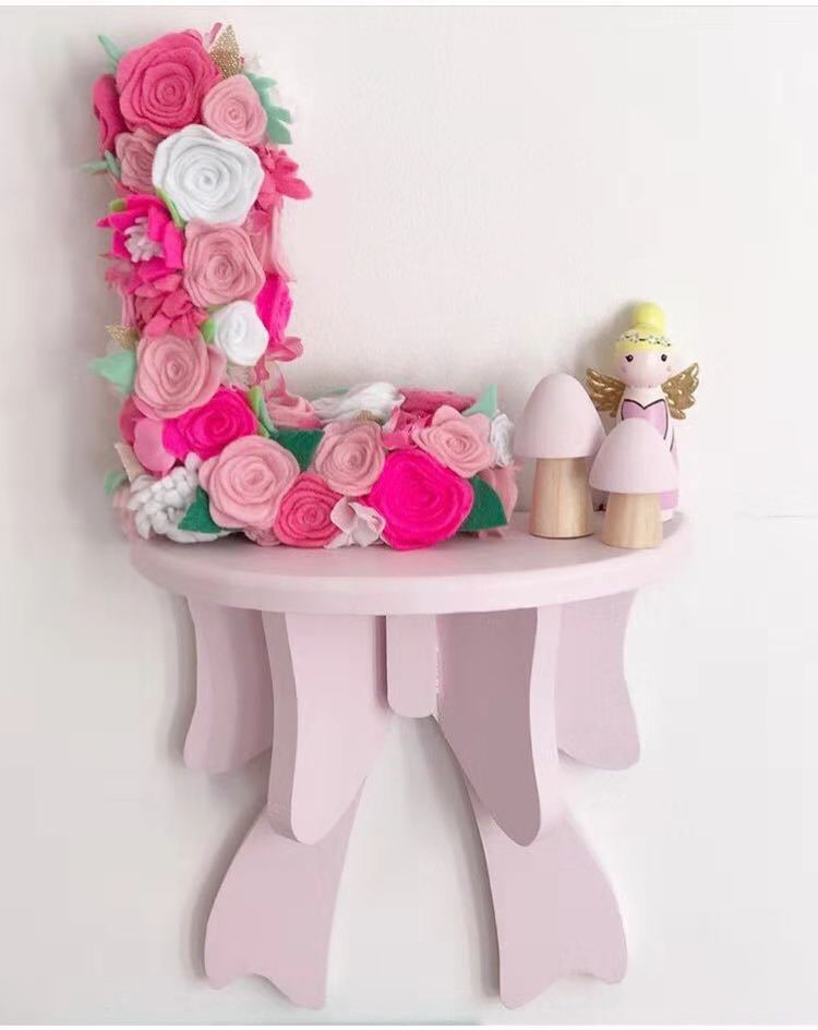 Bow Half Round Wall Shelf, picture 5 of 6