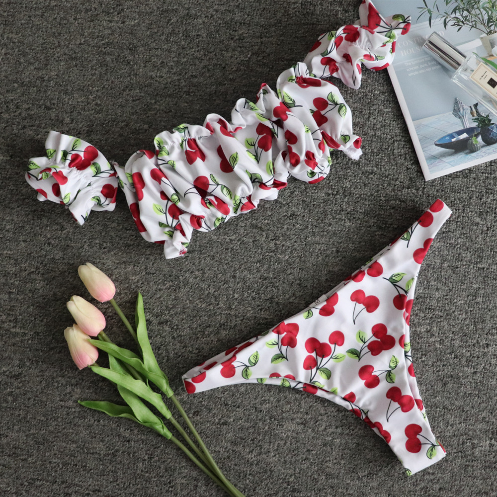 Pleated bikini with cherry print and sleeves