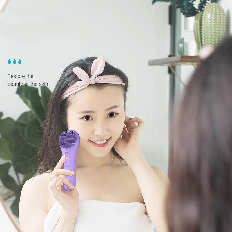 Hot compress silicone cleansing instrument