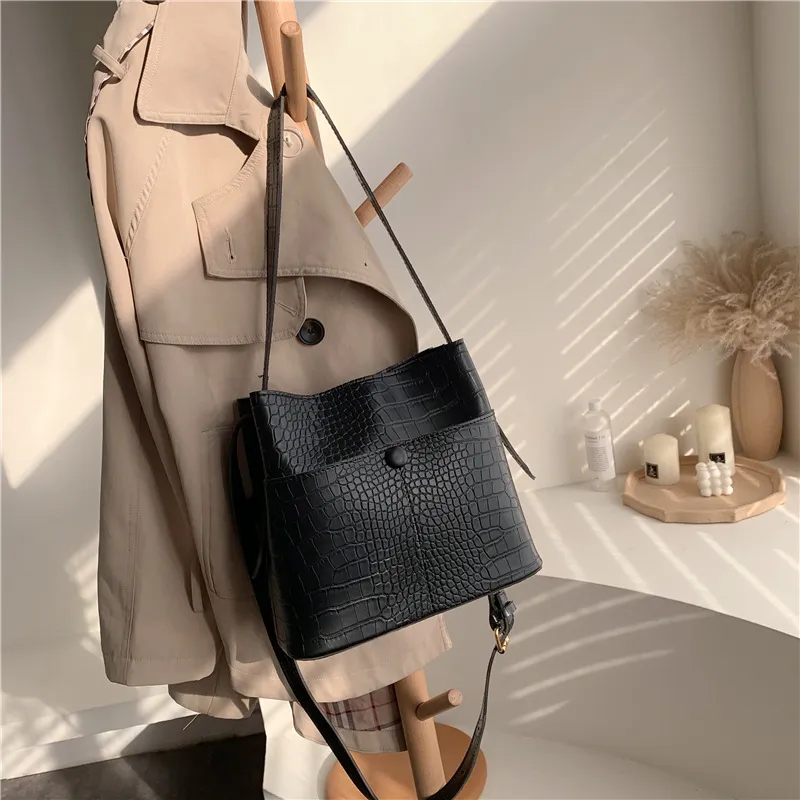 Vintage portable bucket bag - Black