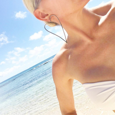 Irregular heart earrings