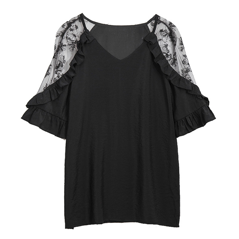 Women's plus size lace short sleeve