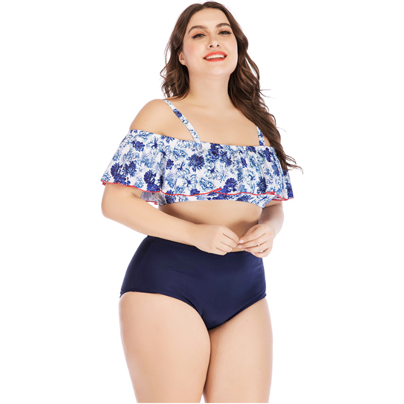 Women's printed plus size swimsuit - Image 2