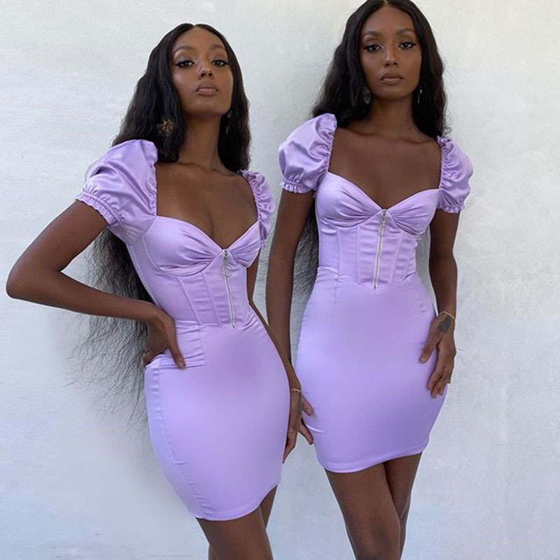 Tight dress with chest zipper