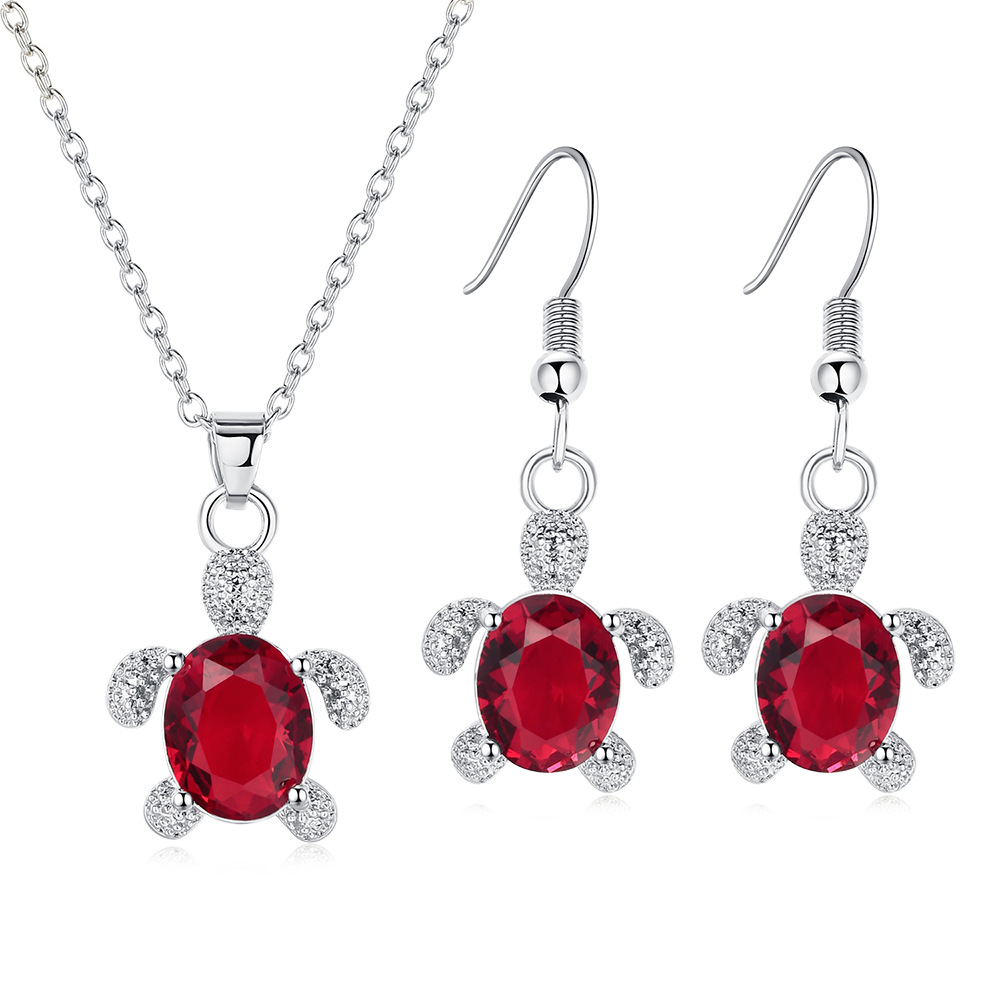 Turtle Necklace suit