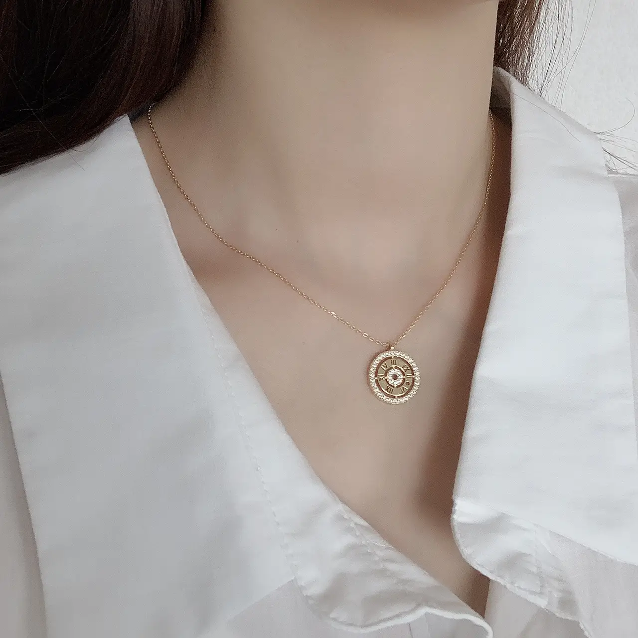 Still beautiful moment necklace