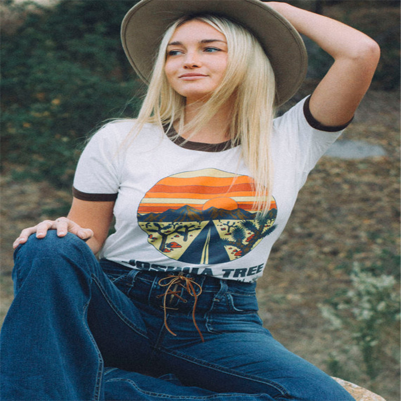 Lycra T-shirt with short sleeves for women