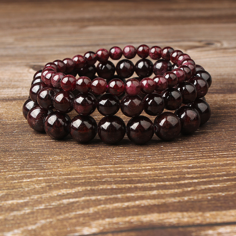 Single Circle Garnet Bracelet
