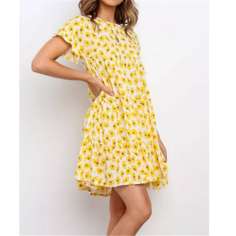 Loose pleated floral mini dress