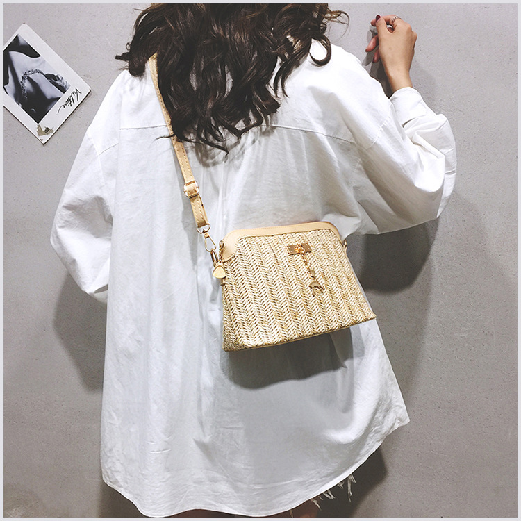 Straw Shell Fawn Female Bag