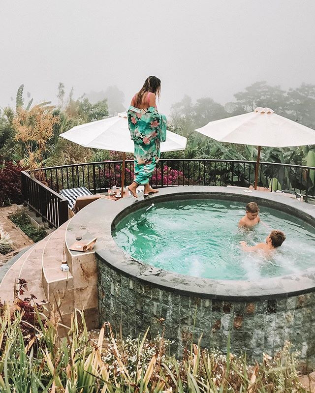 Mid-length cardigan swimsuit cover-up